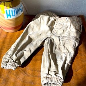 Osh Kosh B’Gosh khaki joggers, 6-9 months, perfect condition